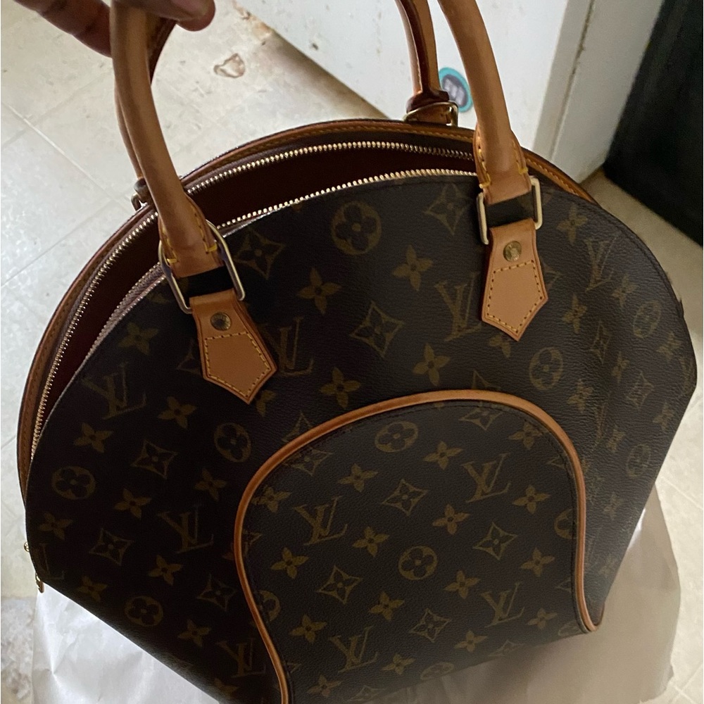 Louis Vuitton Ellipse MM